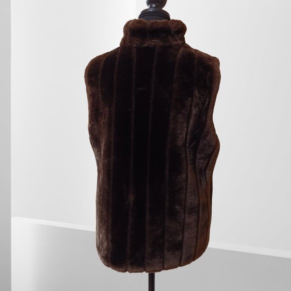 Tradition Country Collections Faux Fur Zippered Vest   Size S - Picture 3 of 11